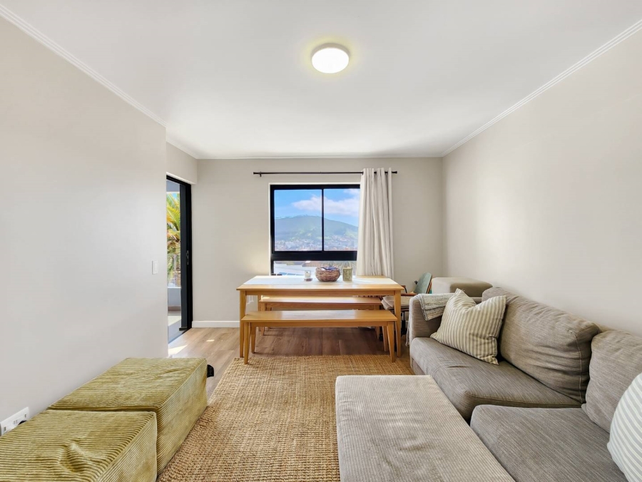 2 Bedroom Property for Sale in Vredehoek Western Cape